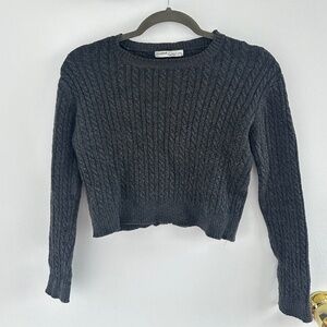 Worn Once Pull & Bear Knitted Cropped Gray Sweater Size L